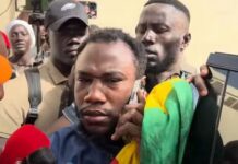 Accident et colère à la Médina : Azoura Fall frôle le lynchage devant la mosquée Sunu Malick