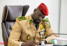 Mamadi Doumbouya dissout plusieurs partis politiques dont le Rpg de l’ancien président Alpha Condé