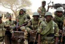 Lutte contre le terrorisme : Tinubu approuve une augmentation de salaire allant jusqu’à 80% pour les soldats nigérians