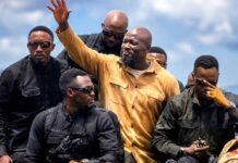 Annoncé comme malade, Mamadi Doumbouya pimpant et étincelant accueilli par les guinéens